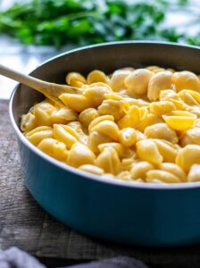 vegan butternut squash mac and cheese