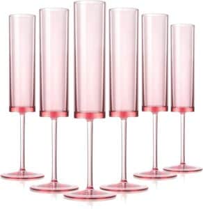 pink champage flutes for an allergy-friendly Galentine’s Day party