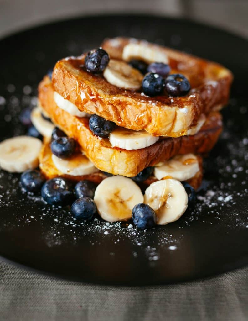 French toast representing a child's oral food challenge for egg allergy